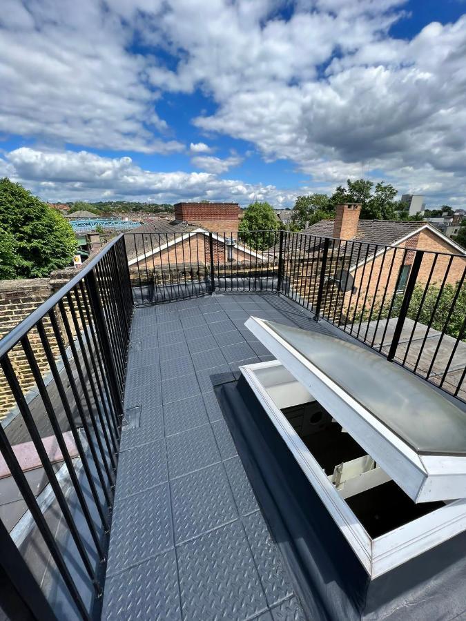 Lovely 2 Bedroom Flat With Roof Terrace In London Nw6 Eksteriør bilde